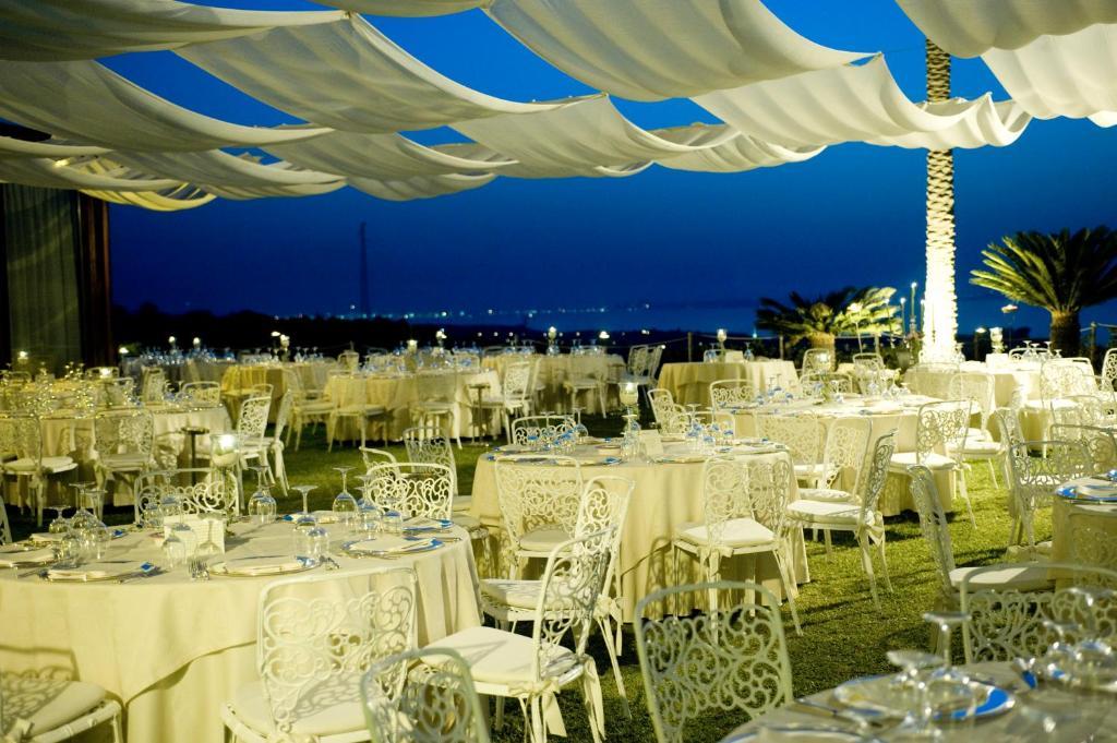 维拉弗兰卡·蒂雷纳 Il Parco Degli Ulivi酒店 外观 照片