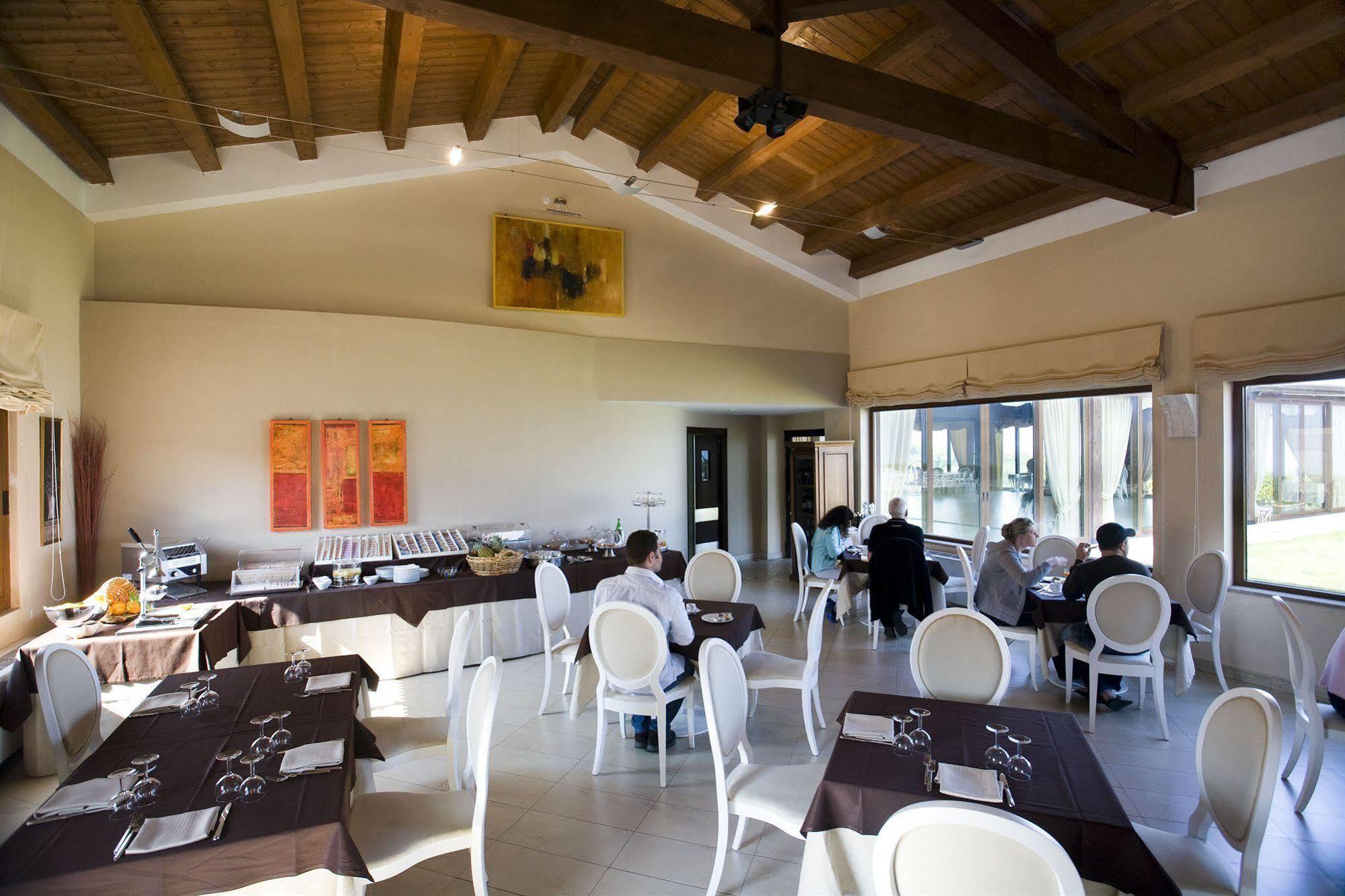 维拉弗兰卡·蒂雷纳 Il Parco Degli Ulivi酒店 外观 照片